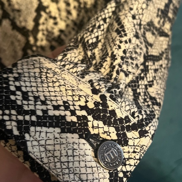 Emanuel Ungaro Python Print Cropped Jacket Size 6 - Picture 4 of 4